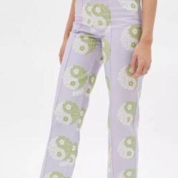 SOLD-isa says gah! Ying yang jeans - Picture 4 of 4